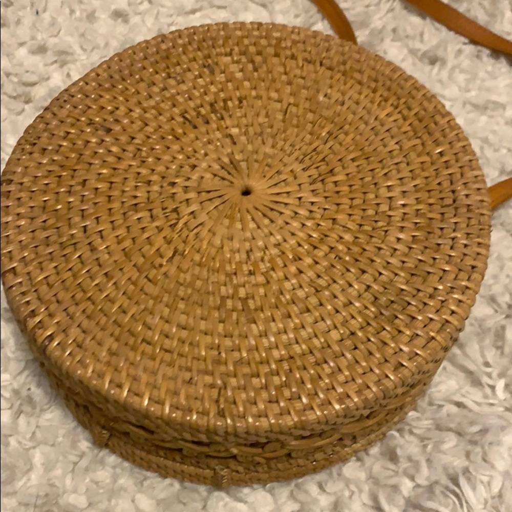 Street Level Round Rattan Bag - Picture 5 of 7